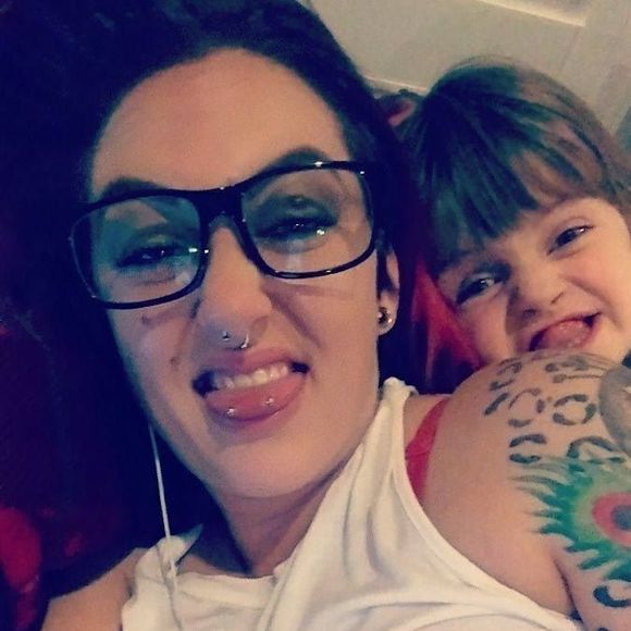 Meet your Posher, Gabrielle - Picture 1 of 1